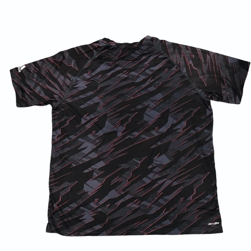 ADIDAS REFRESH SEIZE THE DAY TEE BLACK/GRAY/ORANGE SIZE LARGE